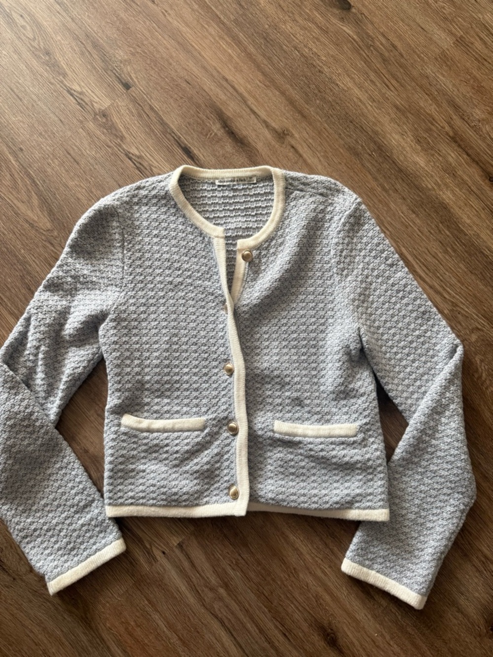 Abercrombie & Fitch Light Gray and Cream Textured Cardigan
